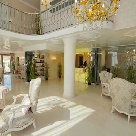 Harmony Suites Saint Vlas Свети-Влас